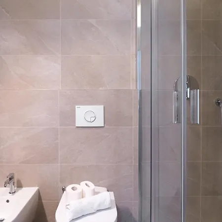 Appartamento Primopiano - Albertini Flats